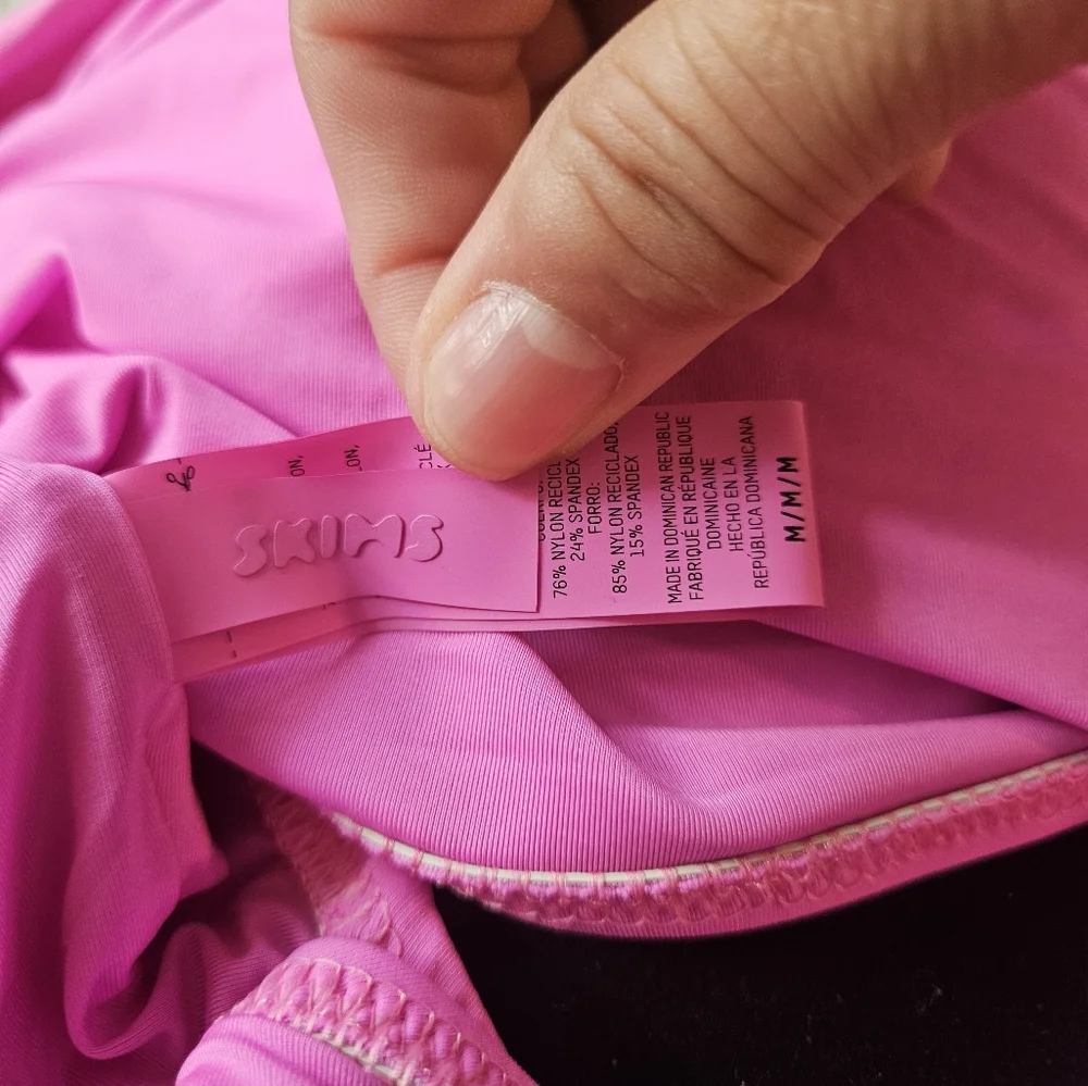 Skims Long Sleeve Swim Top Medium - Picture 4 of 5